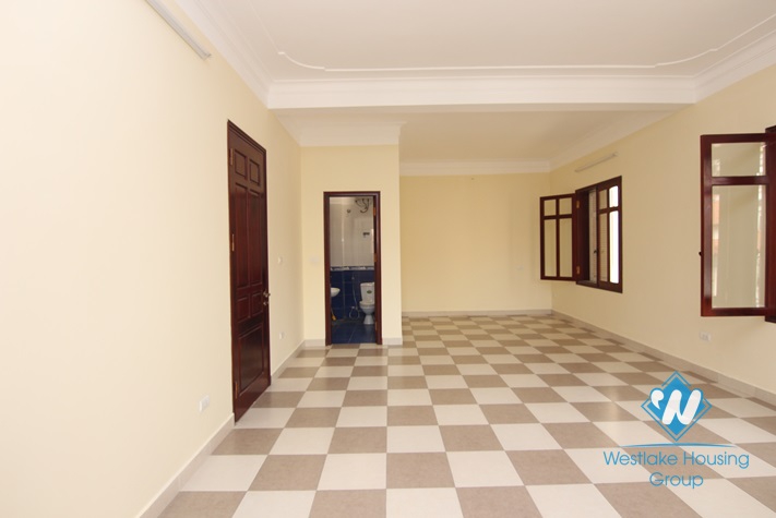 Spacious swimming pool house for rent in Tay Ho